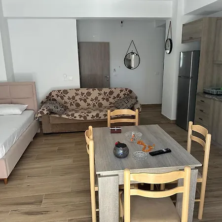 La Casa De Alex * Sarande